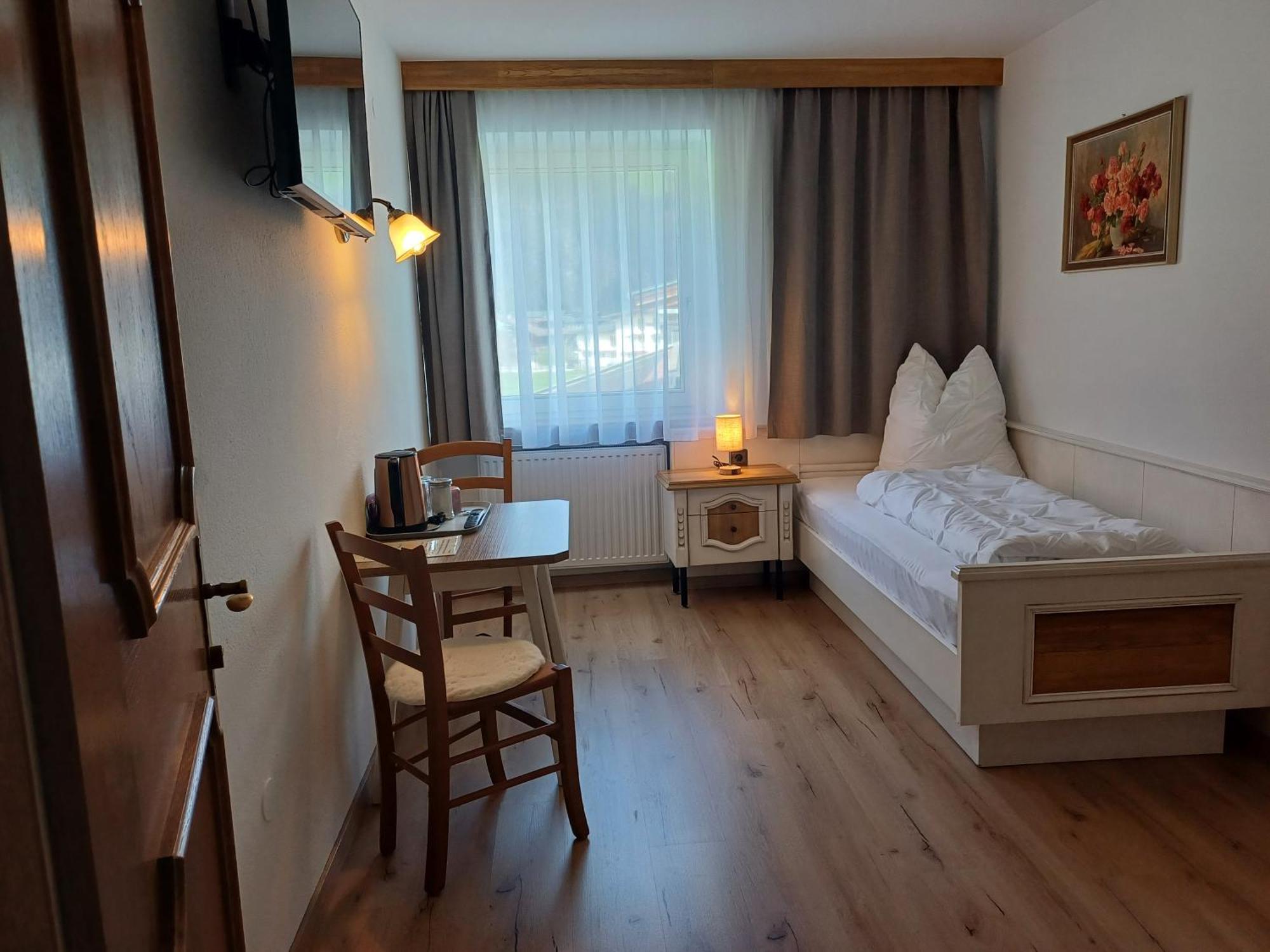 Gaestehaus Berta Zell am Ziller Δωμάτιο φωτογραφία
